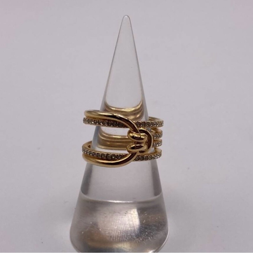 Swarovski crystal and cubic zirconia ring
